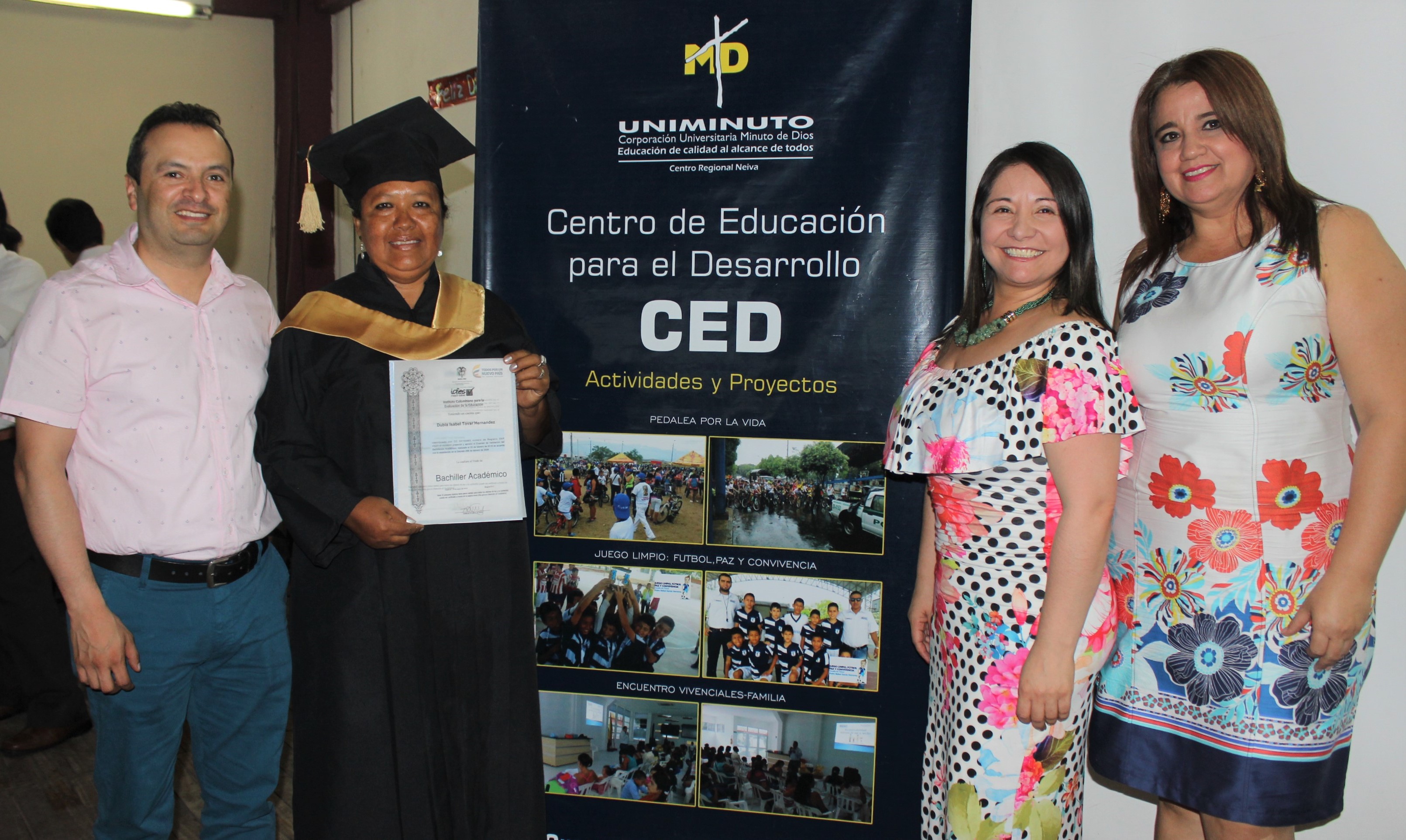 Nelson Bedoya Gallego, Director (E) Centro Regional Neiva; Dubia Isabel Tovar Hernández; Mayerly Medina García y María Cristina Téllez.